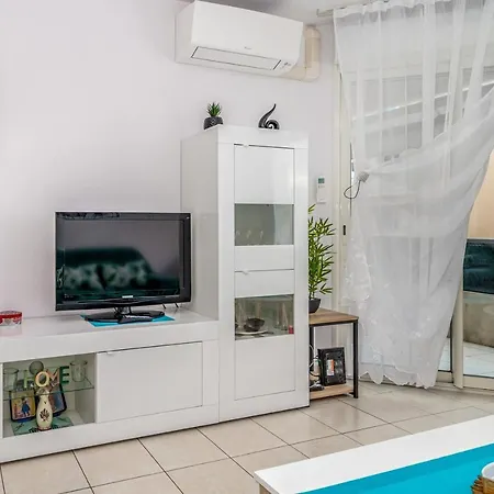 Liberiade - Welkeys * 칸느